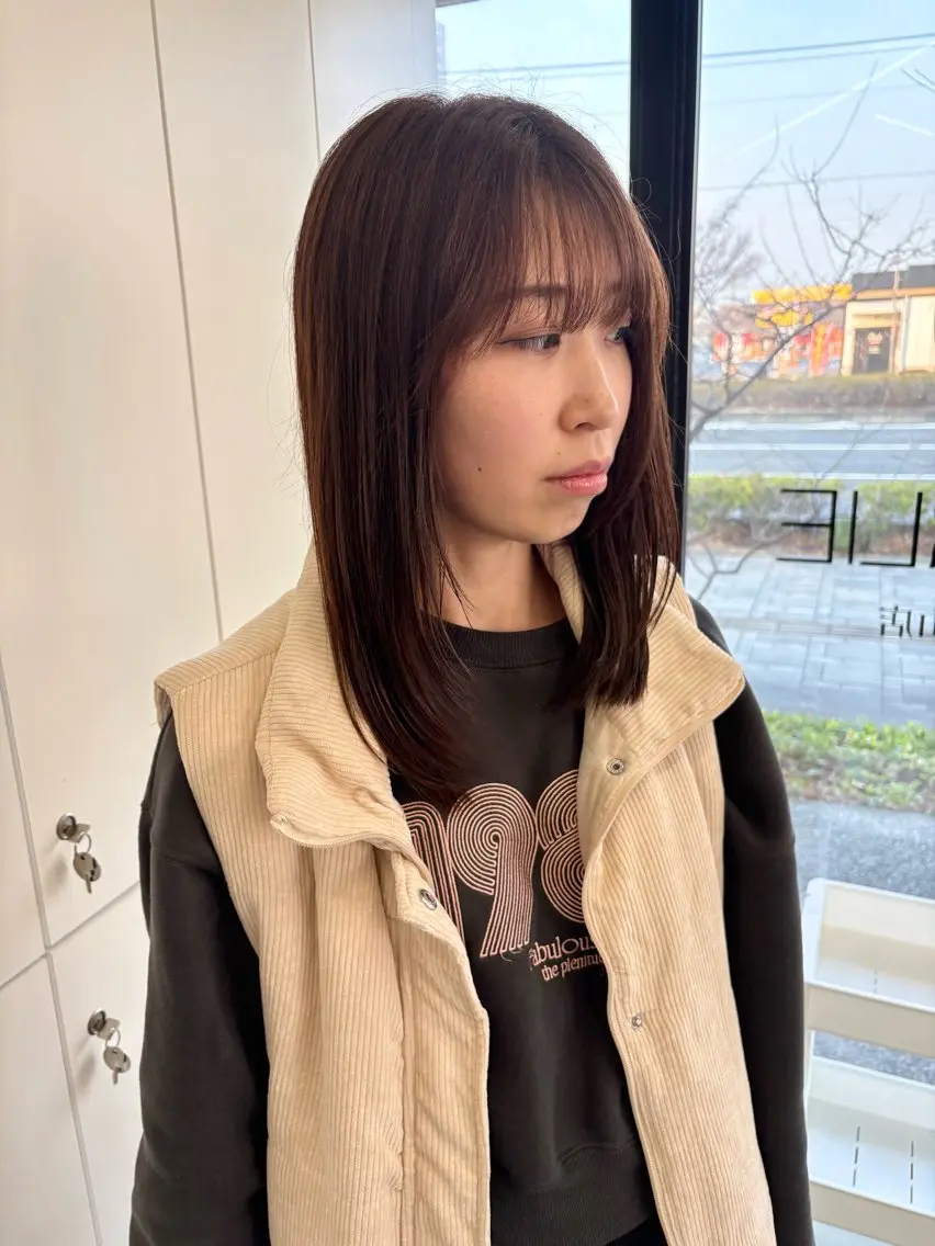 ミディアム カラー ブラウンカラー レイヤーカット カット ヘアカラー トリートメント LOMARLIE / 𝐂𝐇𝐈𝐊𝐀のヘアスタイル