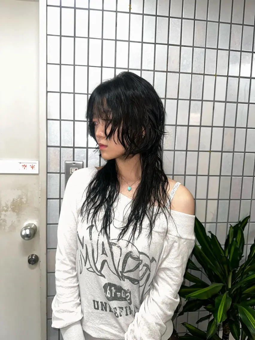 ロング パーマ ウルフカット カット パーマ 大阪ウルフカット ハッシュカットのヘアスタイル