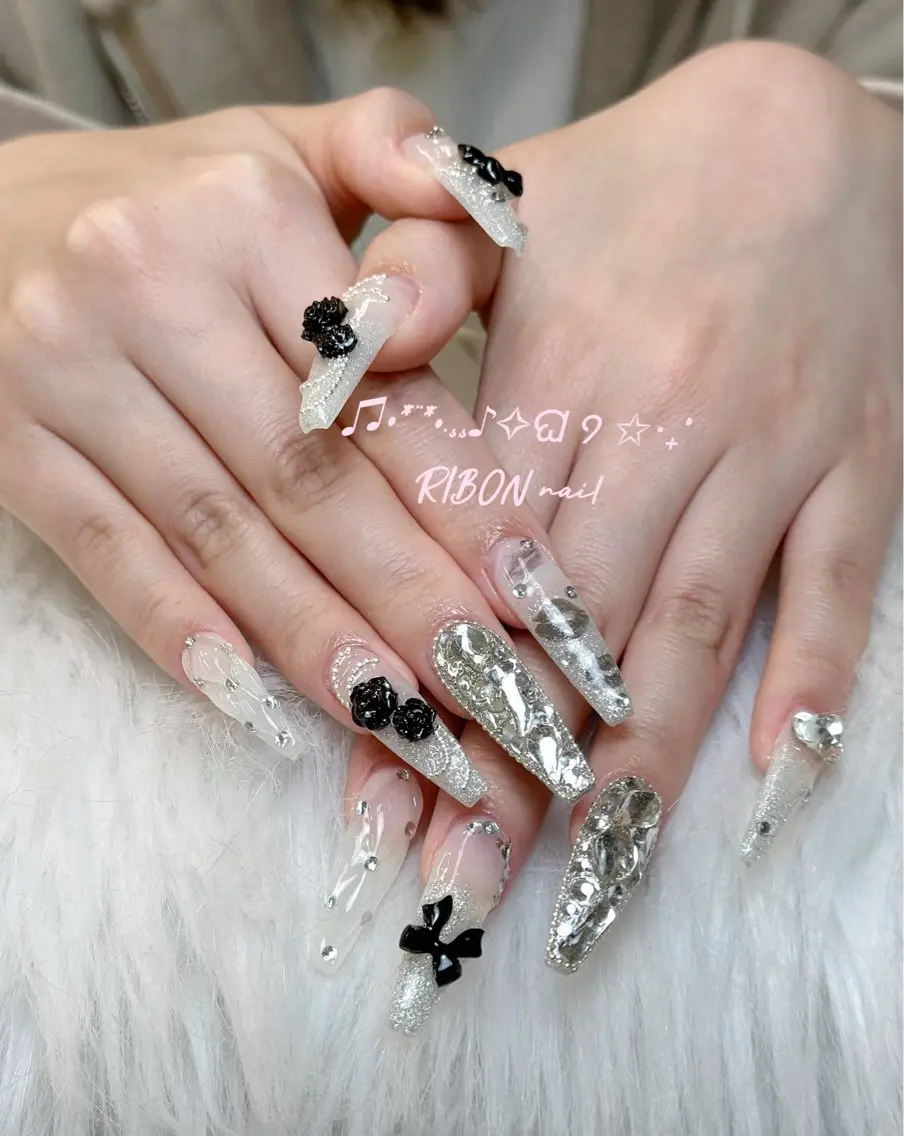 ネイル アートネイル 成人式 長さ出し キラキラネイル ロングネイル RIBON nail 高田馬場のネイルデザイン