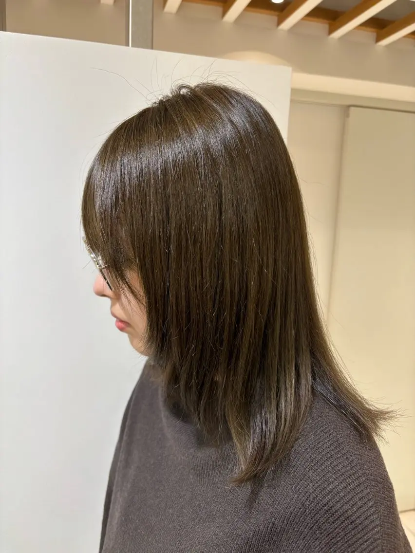 カラー ヘアカラー 白石 歩真のヘアスタイル