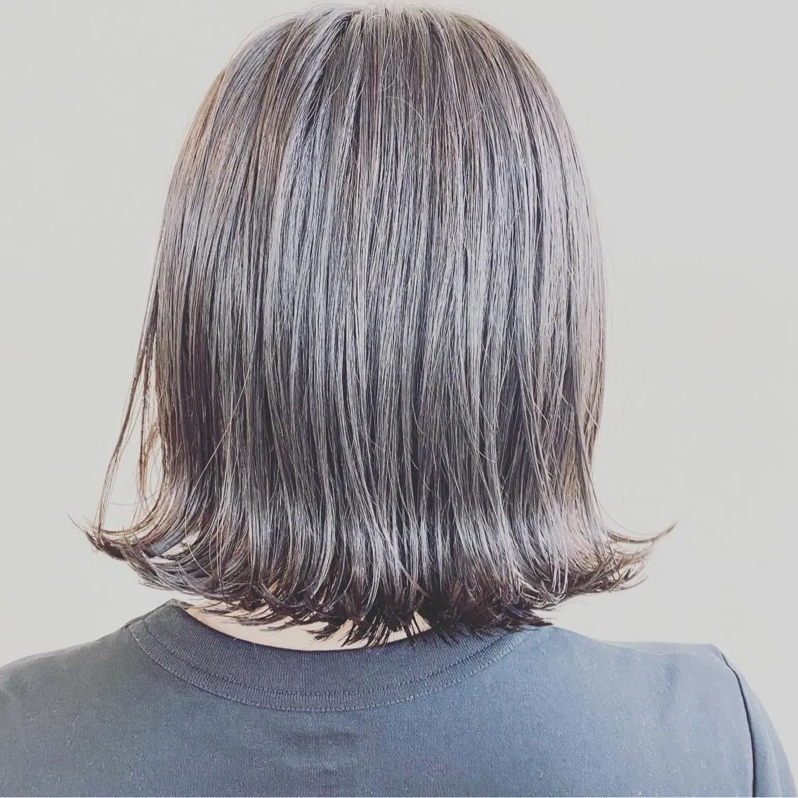 ミディアム カット ヘアカラー クドウ タイキのヘアスタイル