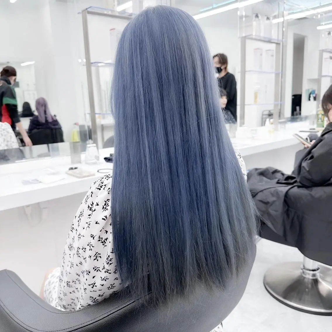 ロング カット ヘアカラー ハイトーンカラー 🎀アカデミー札幌のヘアスタイル