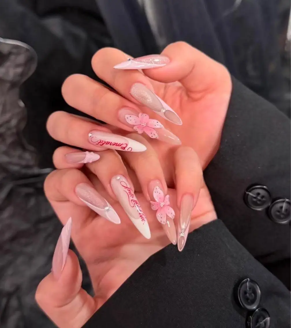ネイル ハンドネイル Rina Mika Nailsのネイルデザイン