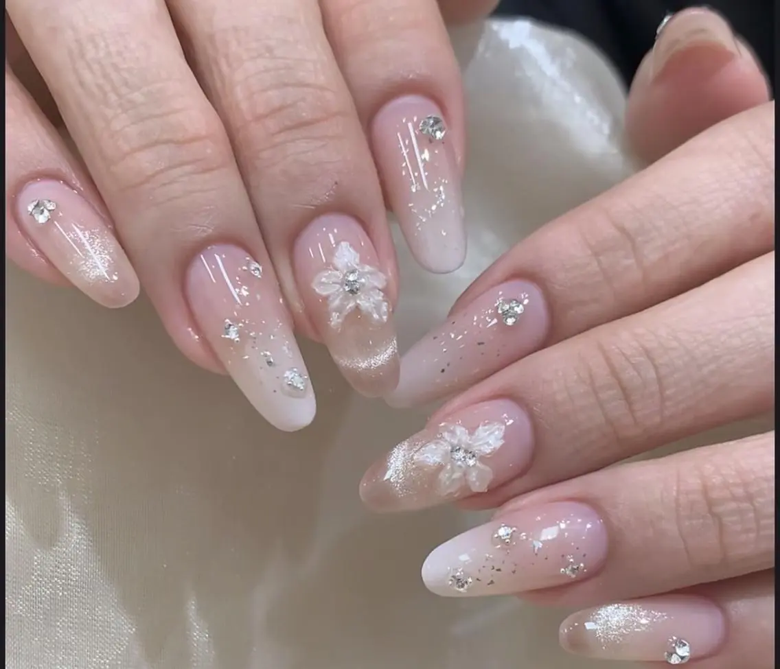 ネイル ハンドネイル ハンドケア 🍑 momo_nailのネイルデザイン