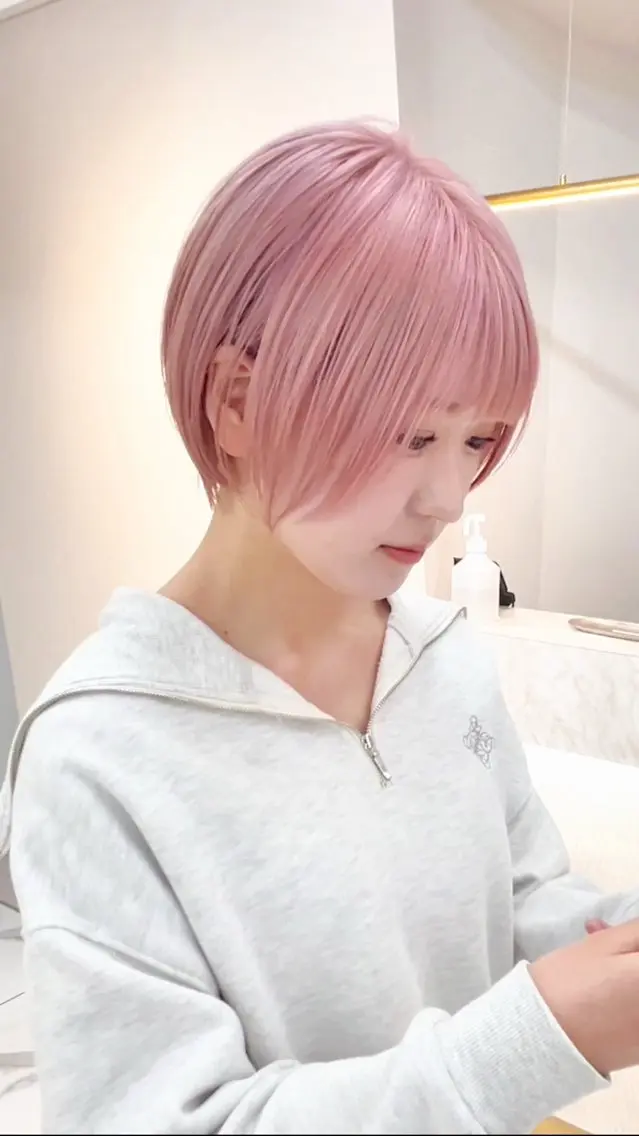 ショート カラー ベージュカラー ブリーチ 透明感カラー ダブルカラー ブリーチなしカラー ヘアカラー Yamato 🩵のヘアスタイル