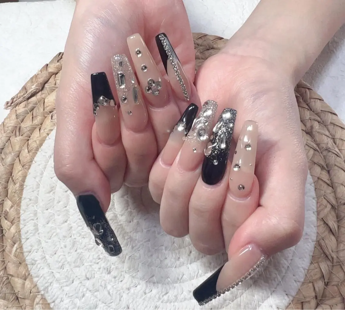 ネイル ハンドネイル 🎀M nails✨ ビューティーのネイルデザイン