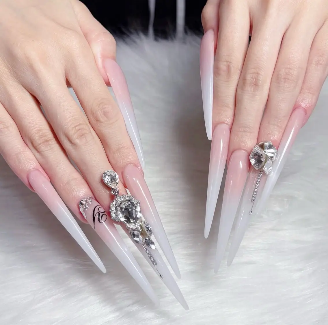 ネイル アートネイル 韓国ネイル 持ち込み ワンホンネイル ハンドネイル Lenie Nail Salonのネイルデザイン