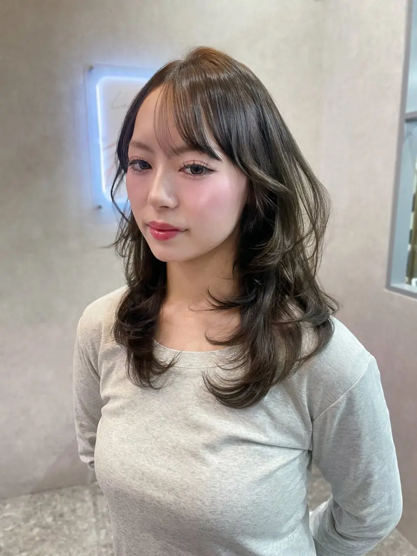 セミロング カット ヘアカラー MOE 福岡韓国ヘア✧︎のヘアスタイル
