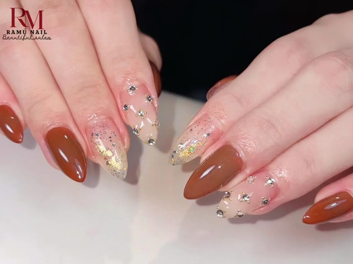 ネイル キラキラネイル マグネットネイル ミラーネイル ピンク ワンホンネイル ハンドネイル RAMU Nail 恵比寿店のネイルデザイン