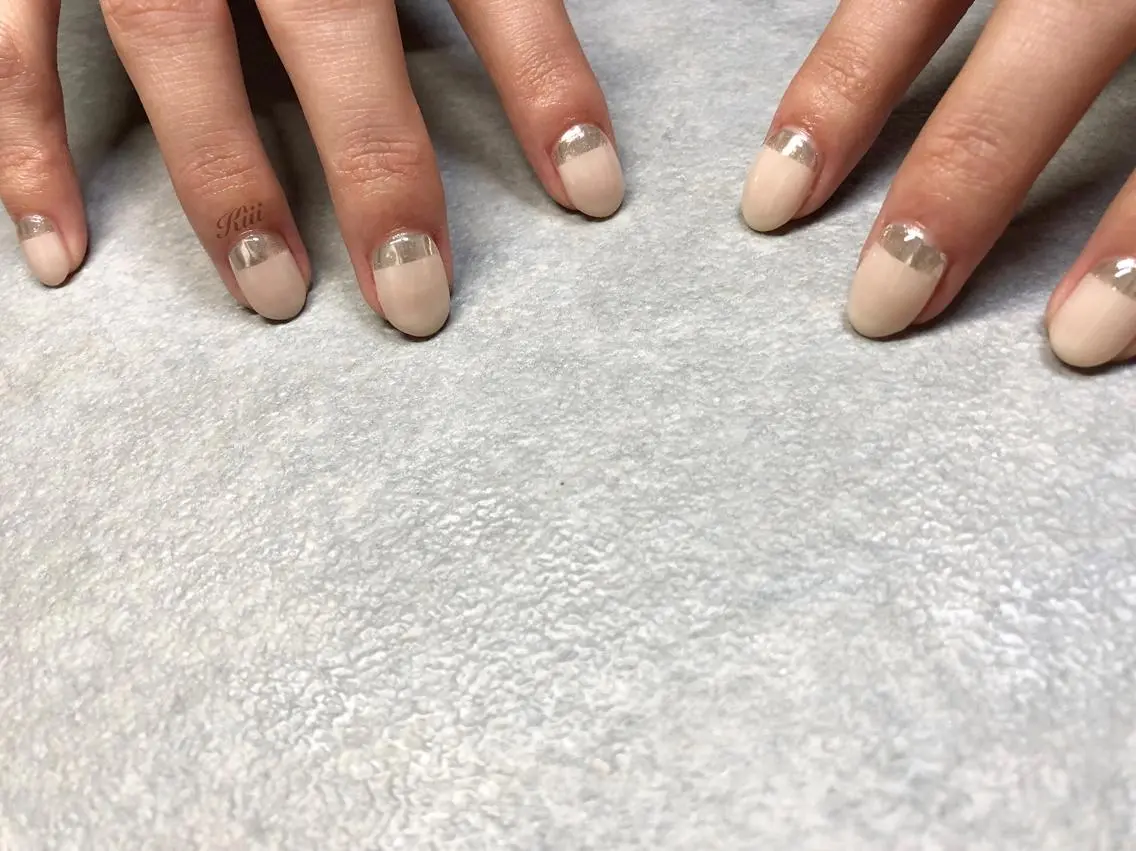ネイル シンプルネイル ハンドネイル フットネイル kiii.__ ✴︎*のネイルデザイン