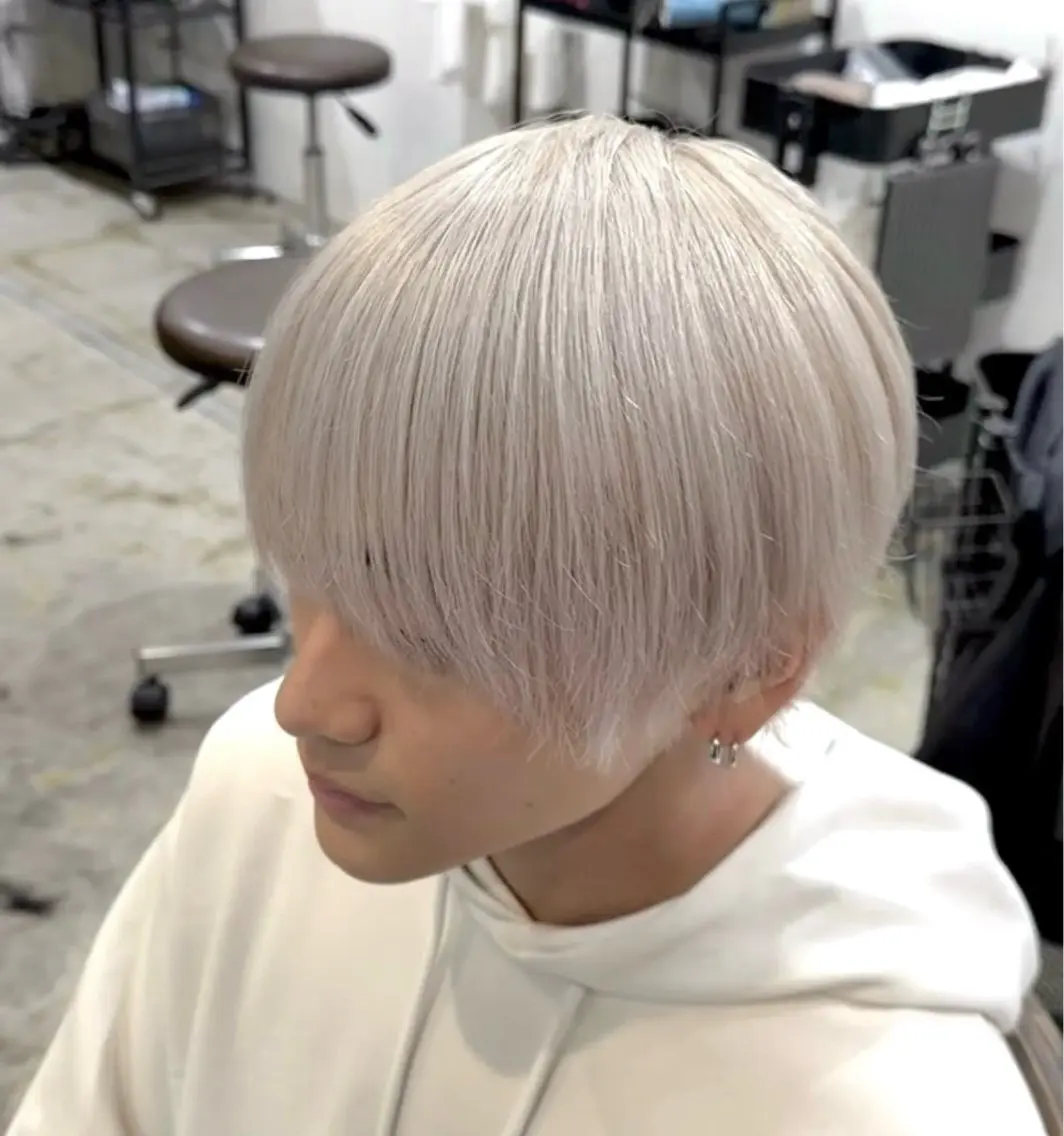 ショート ヘアカラー トリートメント メンズ複雑履歴修正 ／サイバアサトのヘアスタイル