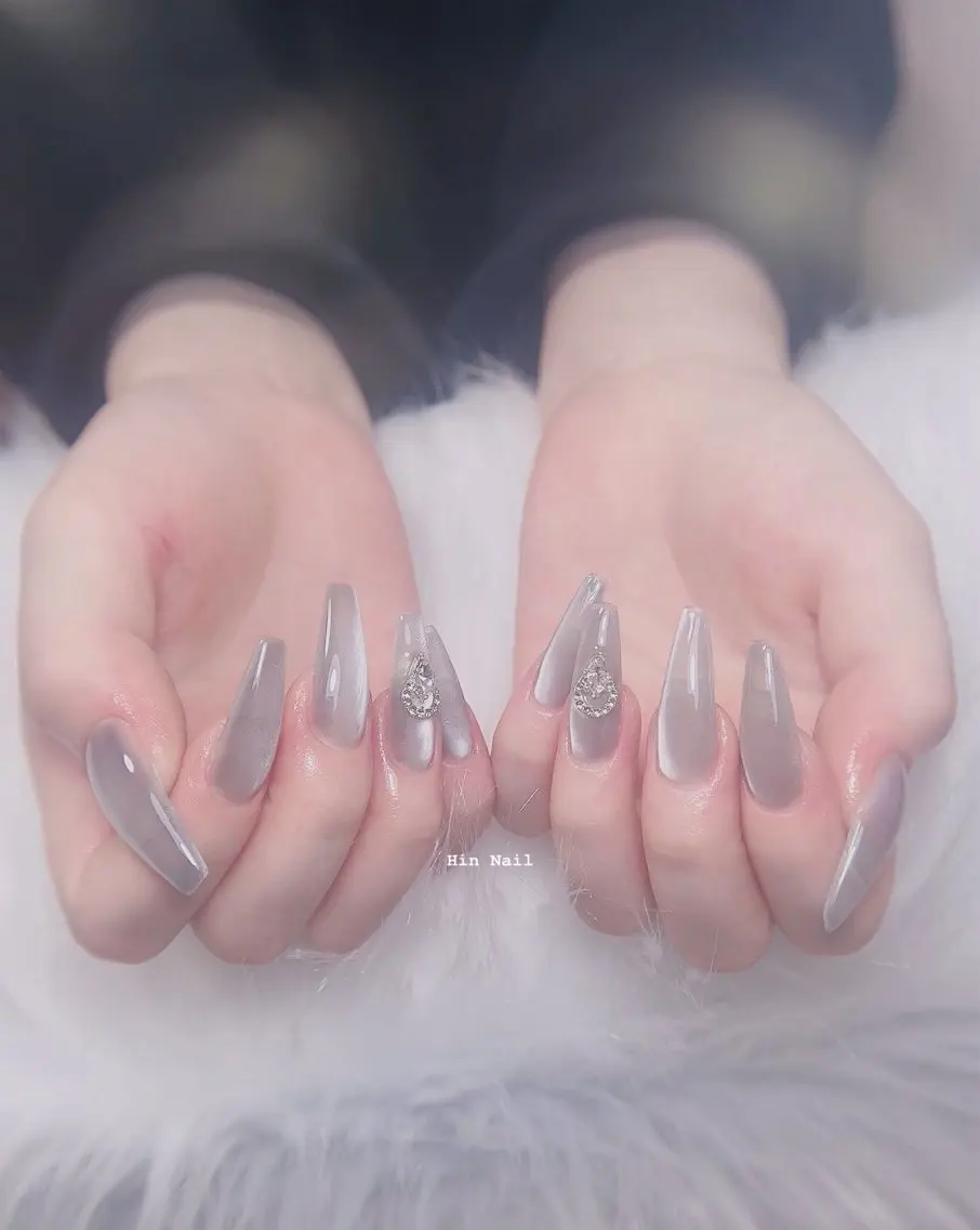 ネイル ハンドネイル HIN NAILのネイルデザイン