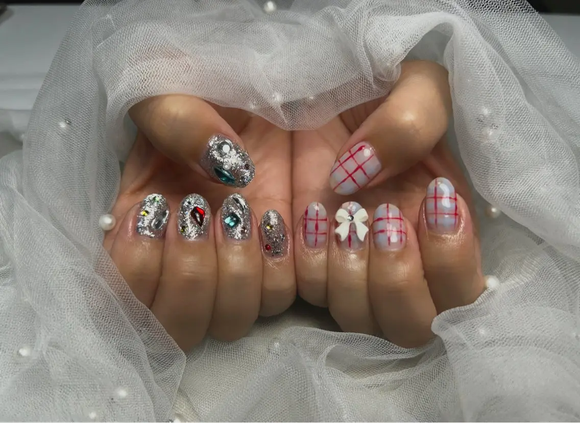 ネイル ハンドネイル 佐藤 友里絵のネイルデザイン