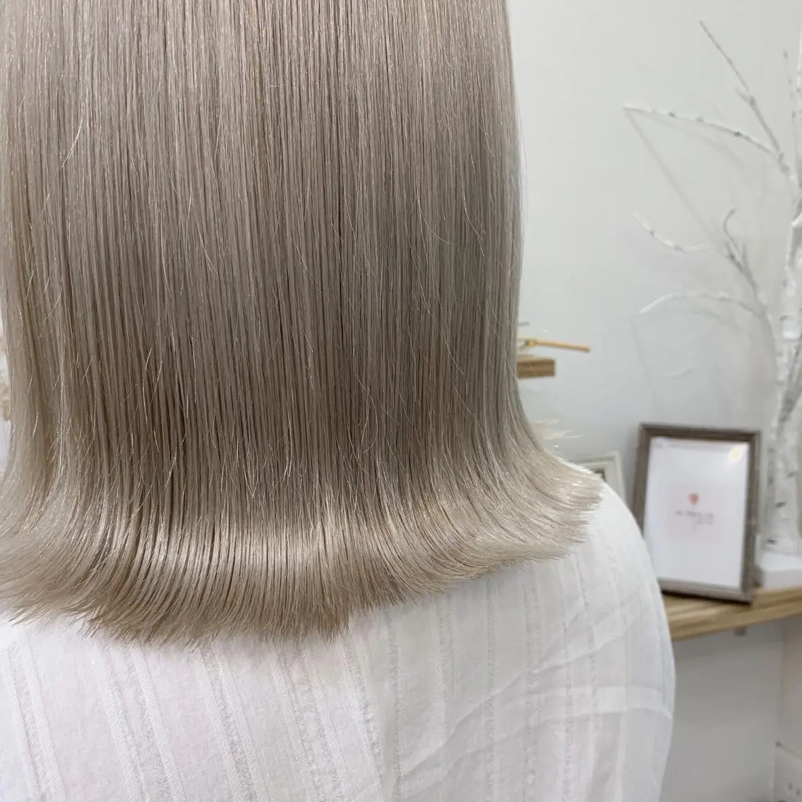 ショート カラー アディクシーカラー アクアカラー アッシュ バレイヤージュ ベージュカラー ヘアカラー トリートメント ✨ブリーチマスター✨ オクヤマヨウスケのヘアスタイル