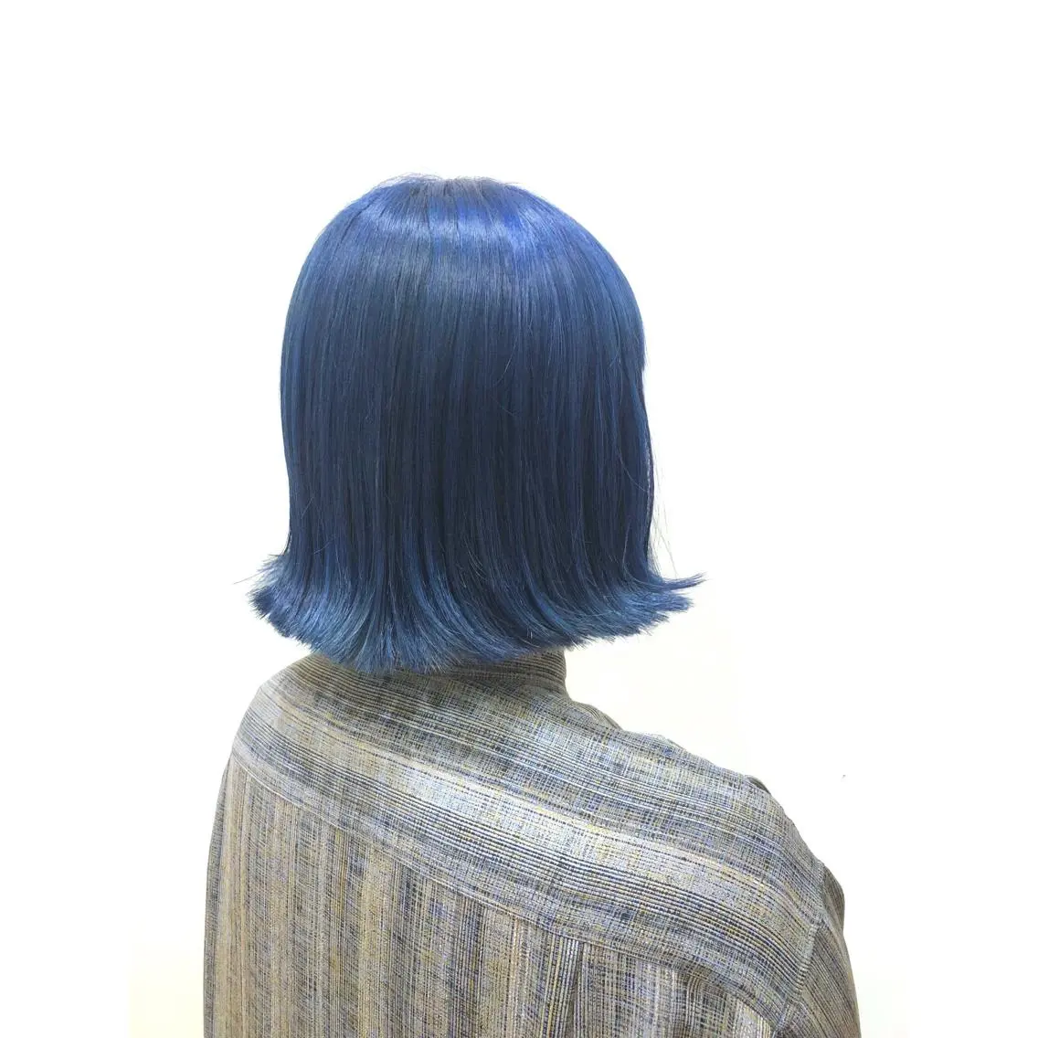 ショート カラー ネイビーカラー シルバー 🫧セントリック経堂 SAKURA🫧のヘアスタイル