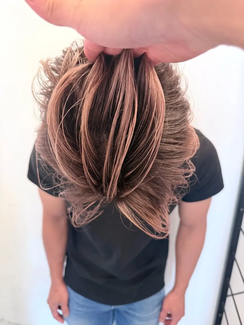 カラー メンズ メンズバレイヤージュ バレイヤージュ ヘアカラー C'LD Hair トモヤのヘアスタイル