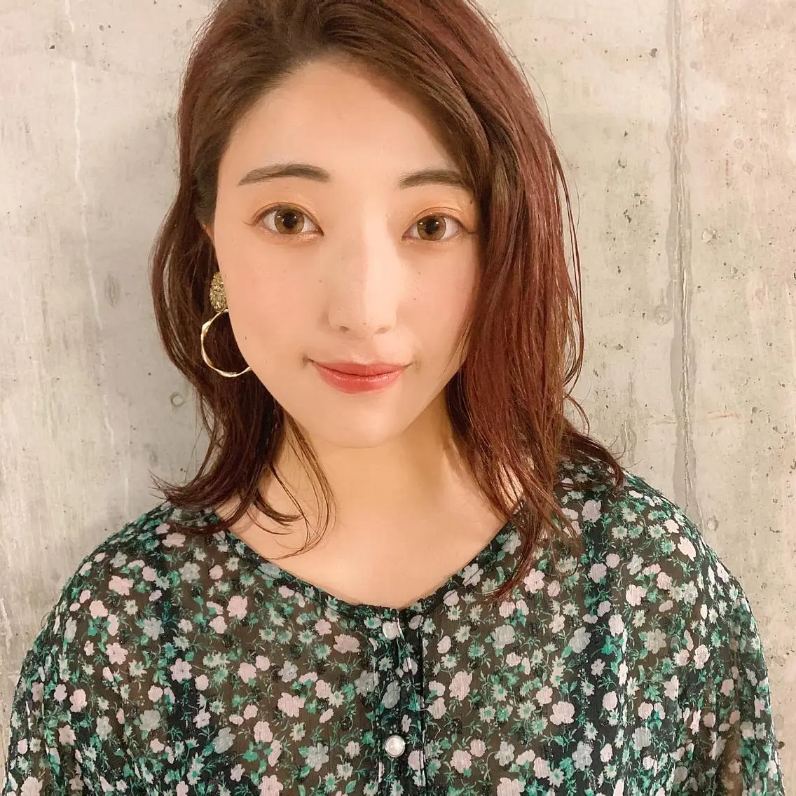 ミディアム カラー 中川 竜誠のヘアスタイル