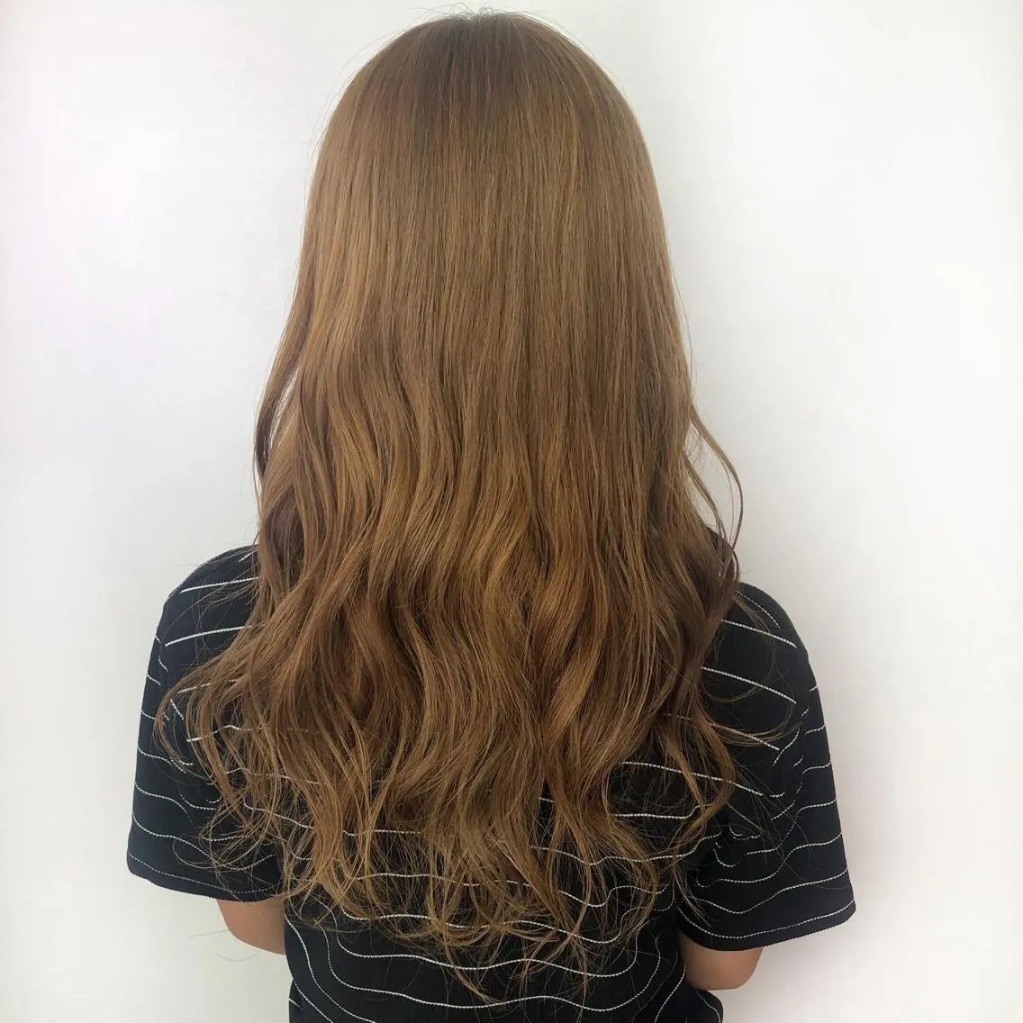 ロング カラー ベージュカラー ブリーチ ケアブリーチ 小顔レイヤー/ ベージュ🤍Rieのヘアスタイル