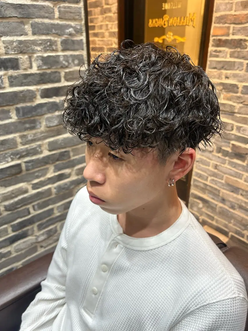 パーマ 佐藤 功樹のヘアスタイル