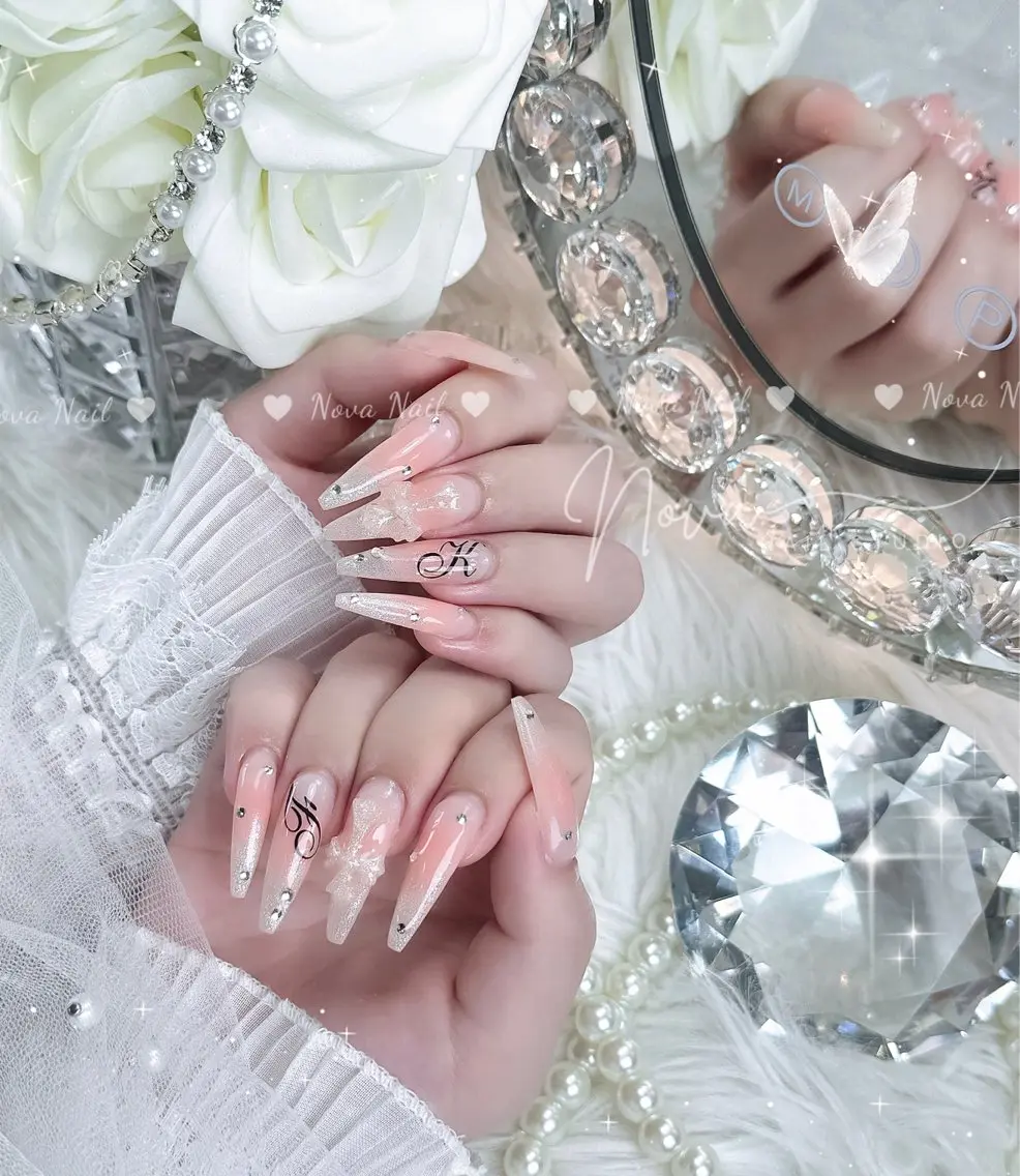 ネイル ハンドネイル ハンドケア Kitty Nail Novaのネイルデザイン