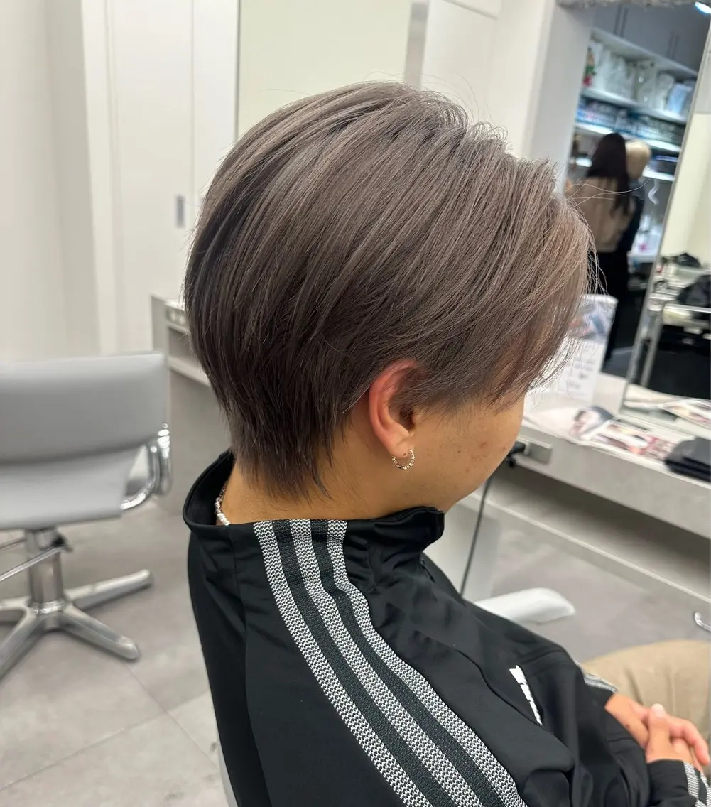 ショート ヘアカラー ボブハイトーン 🖤Ayame🖤のヘアスタイル