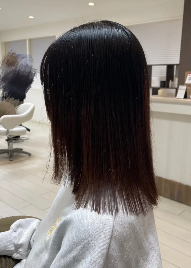 セミロング レイヤーカット アミーベル🧸🧡 本店✂️しおりのヘアスタイル
