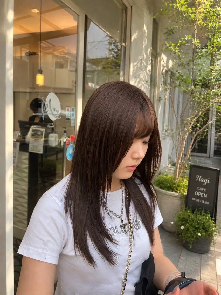 ロング カット 城山 歩のヘアスタイル