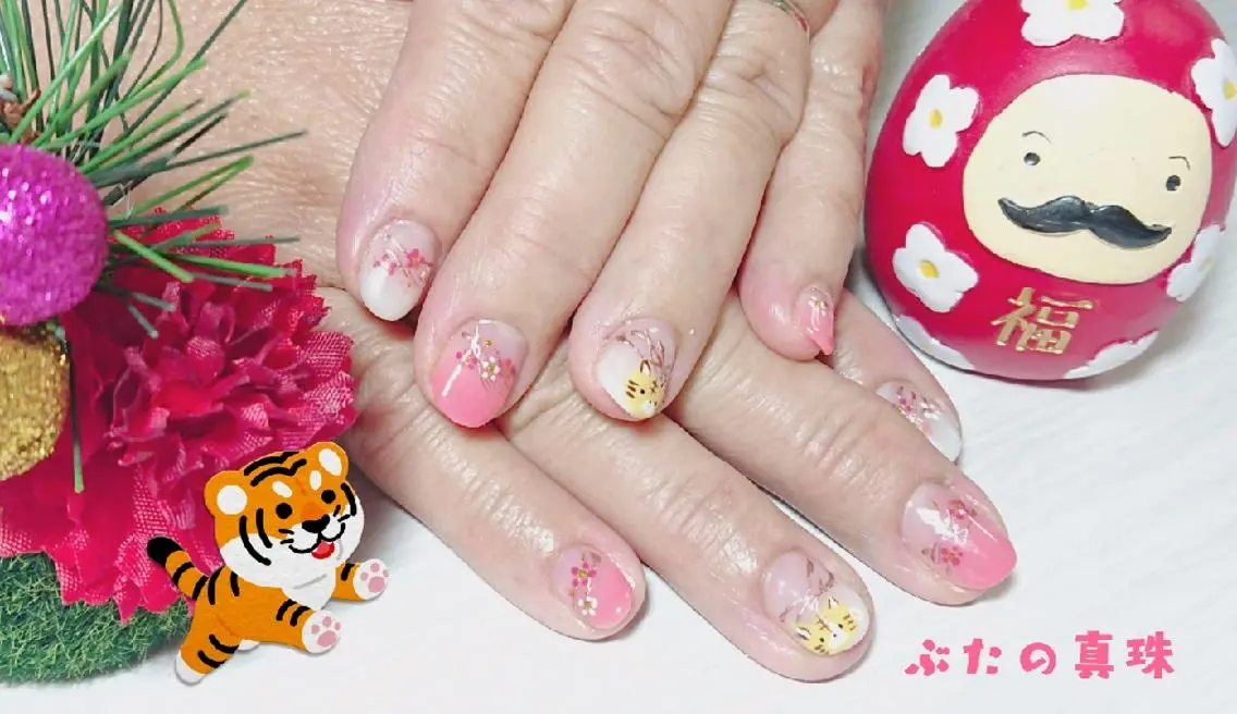 ネイル ハンドネイル 林 珠里のネイルデザイン