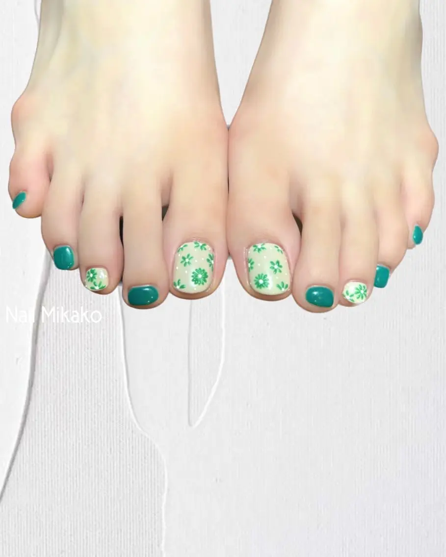ネイル Nail Mikakoのネイルデザイン