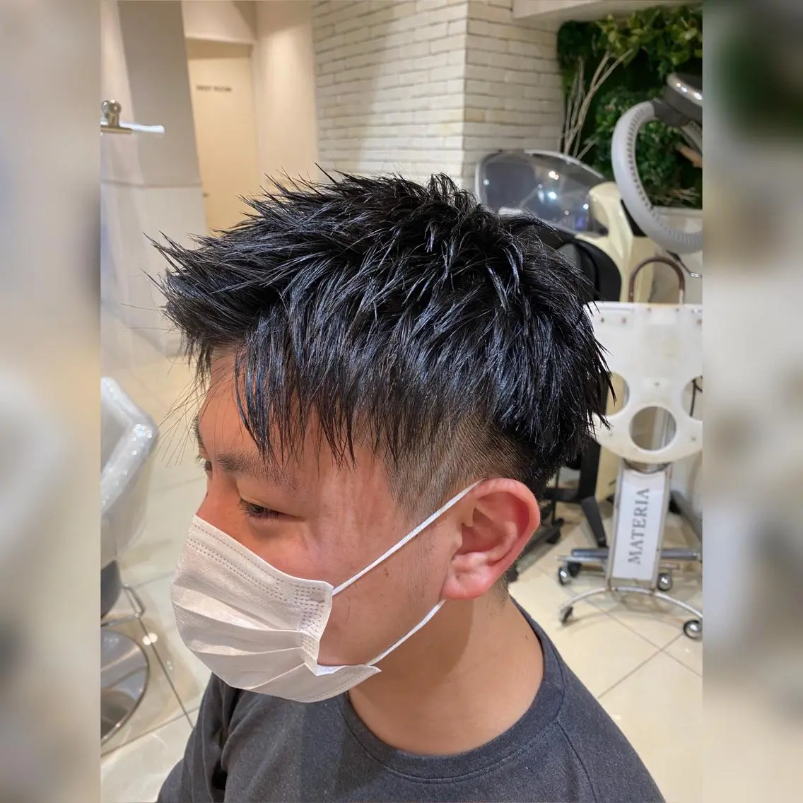 メンズ アップバング 大谷 竜也のヘアスタイル