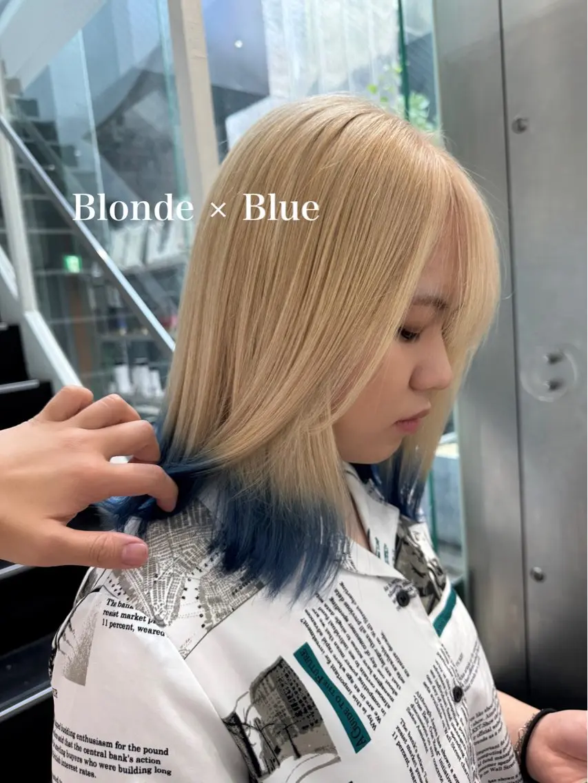 セミロング カラー ブロンド ブルーカラー mao/天神ブリーチ ハイトーンカラーのヘアスタイル