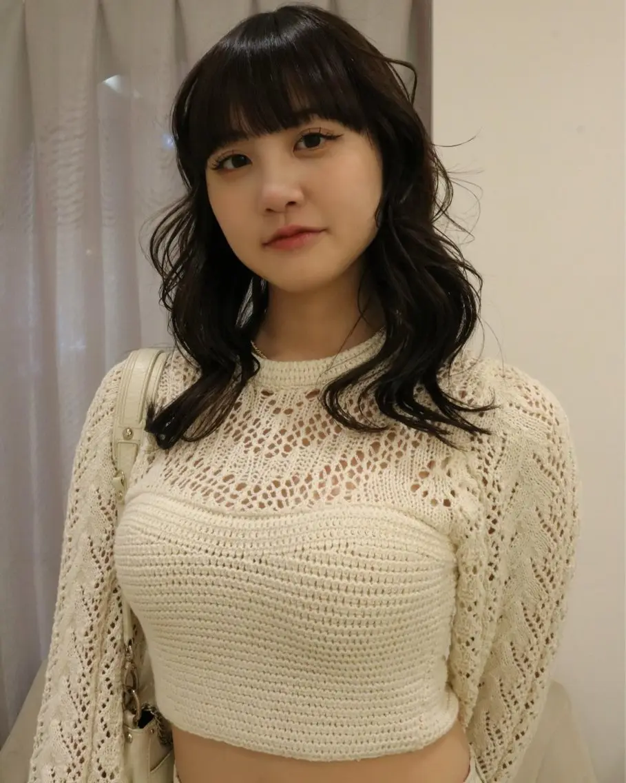 ミディアム カラー 松村 澪里のヘアスタイル