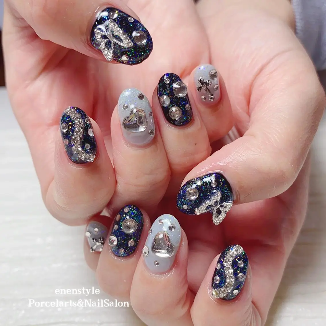 ミディアム ネイル 🐾enen style 🐾のネイルデザイン