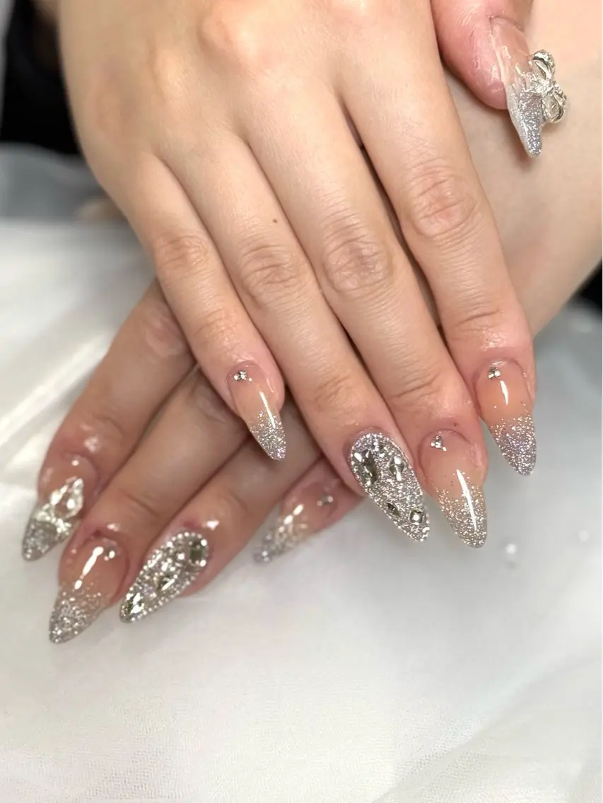 ネイル ラメ(グリッター) ラメグラデーション ハンドネイル salon luge あめ🍬のネイルデザイン