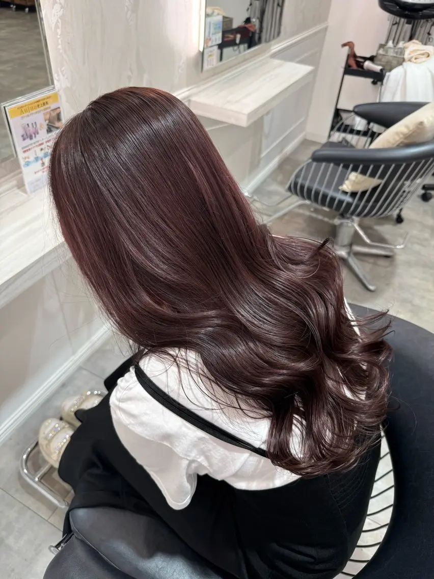 セミロング ピンクブラウン 近藤 歌留多のヘアスタイル