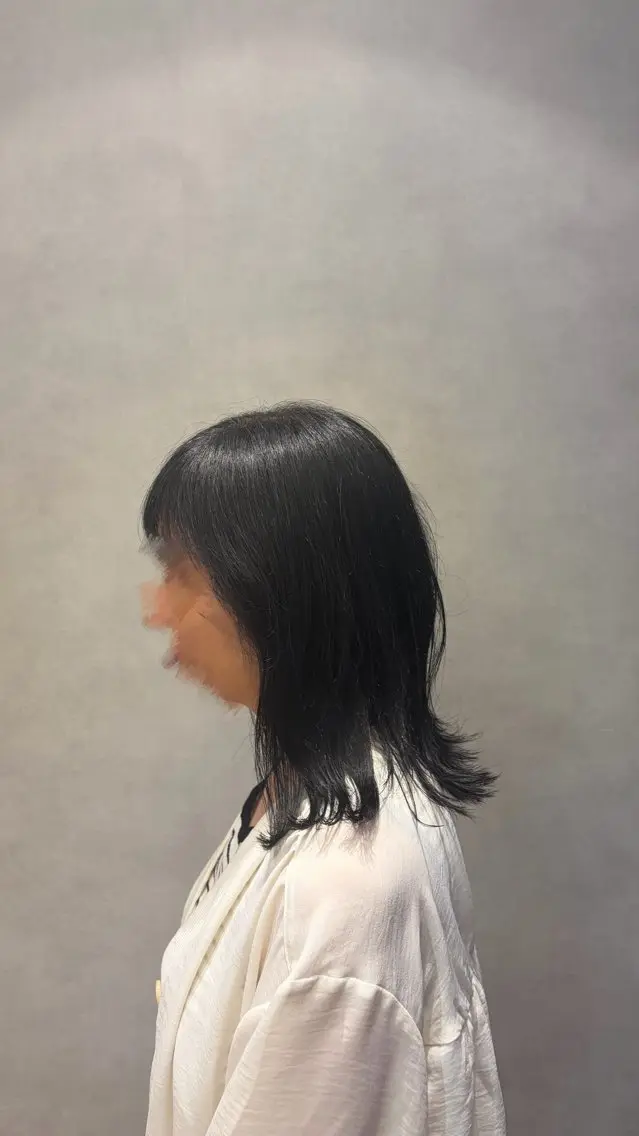 ミディアム くびれヘア レイヤーカット 藤浪 凪沙のヘアスタイル