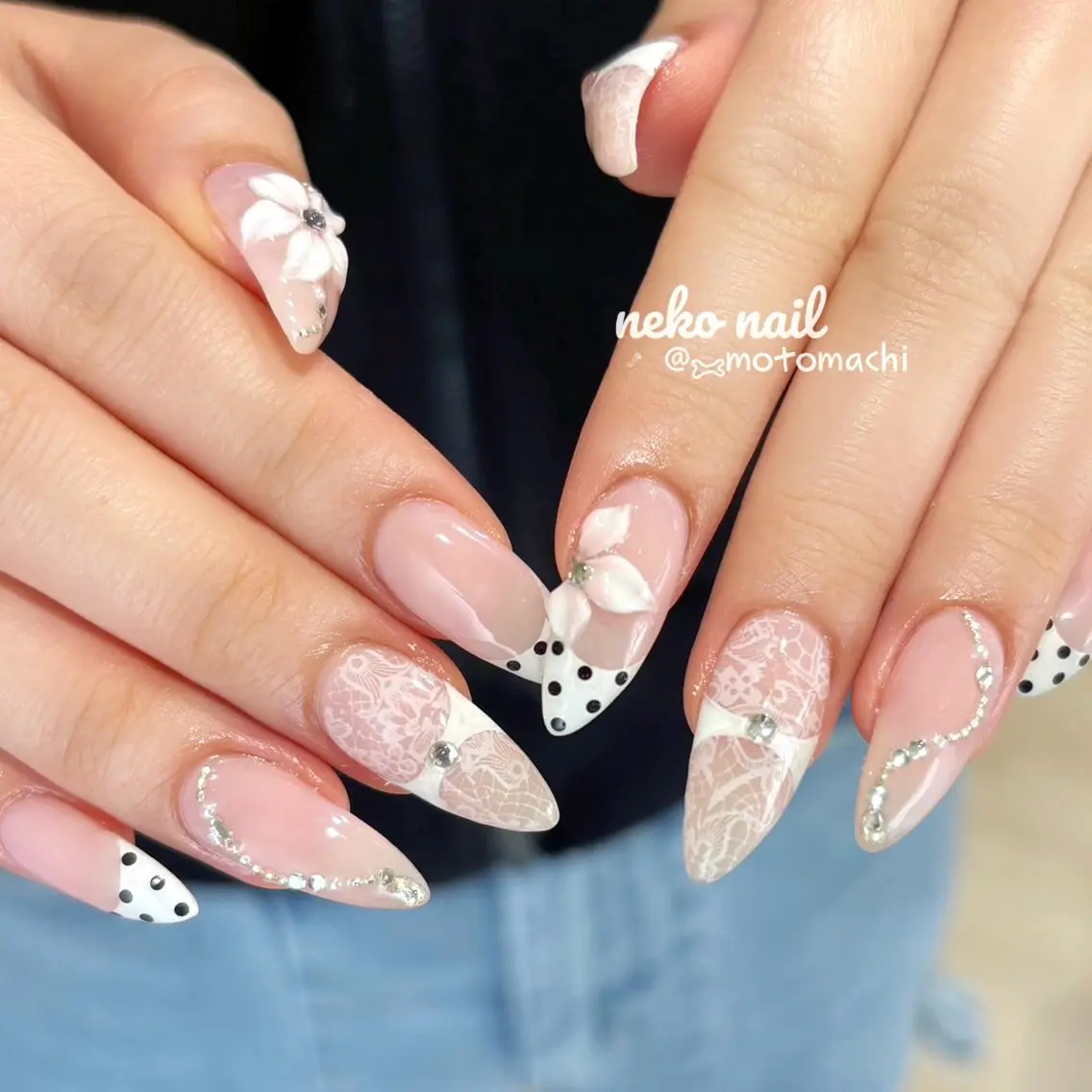 ネイル フレンチネイル ガーリー レース ハンドネイル neko nail三宮元町店のネイルデザイン