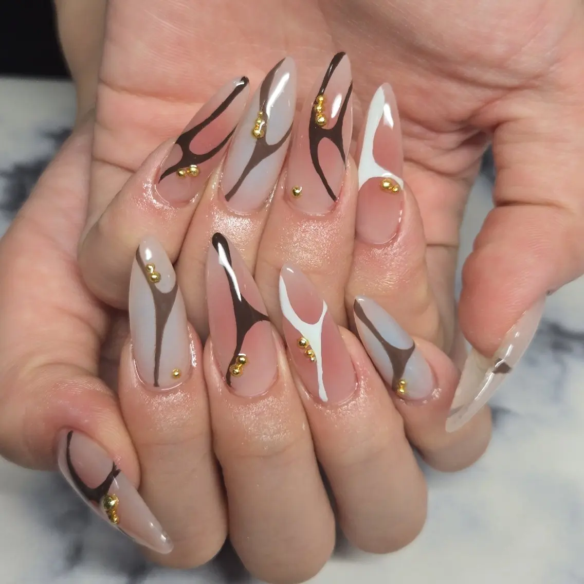 ネイル 長さ出し ジェルネイル スカルプネイル ネイルチップ ハンドネイル Nail Daisyのネイルデザイン