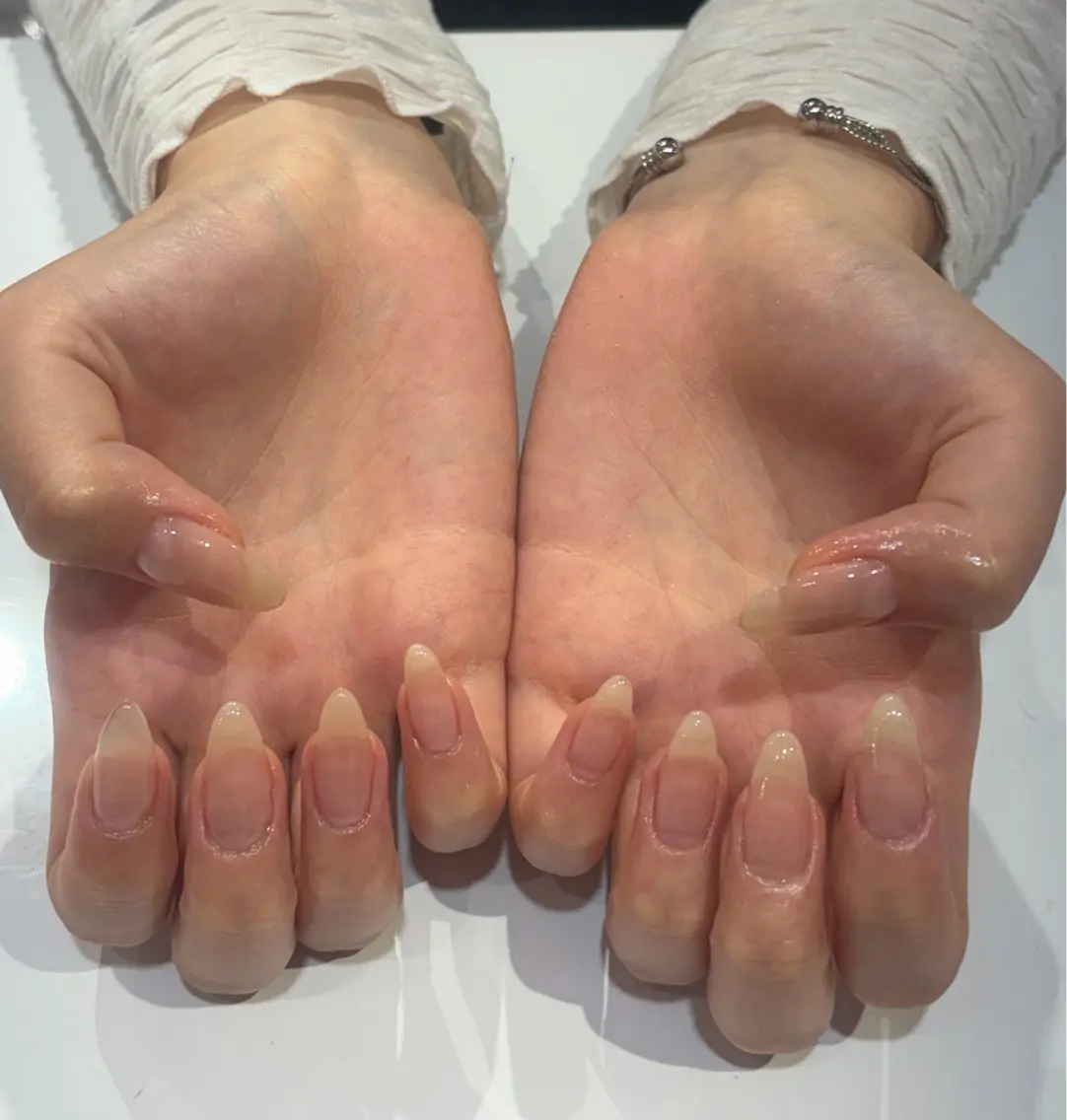 ネイル ワンカラーネイル SHELL NAIL ホノカ🤍のネイルデザイン