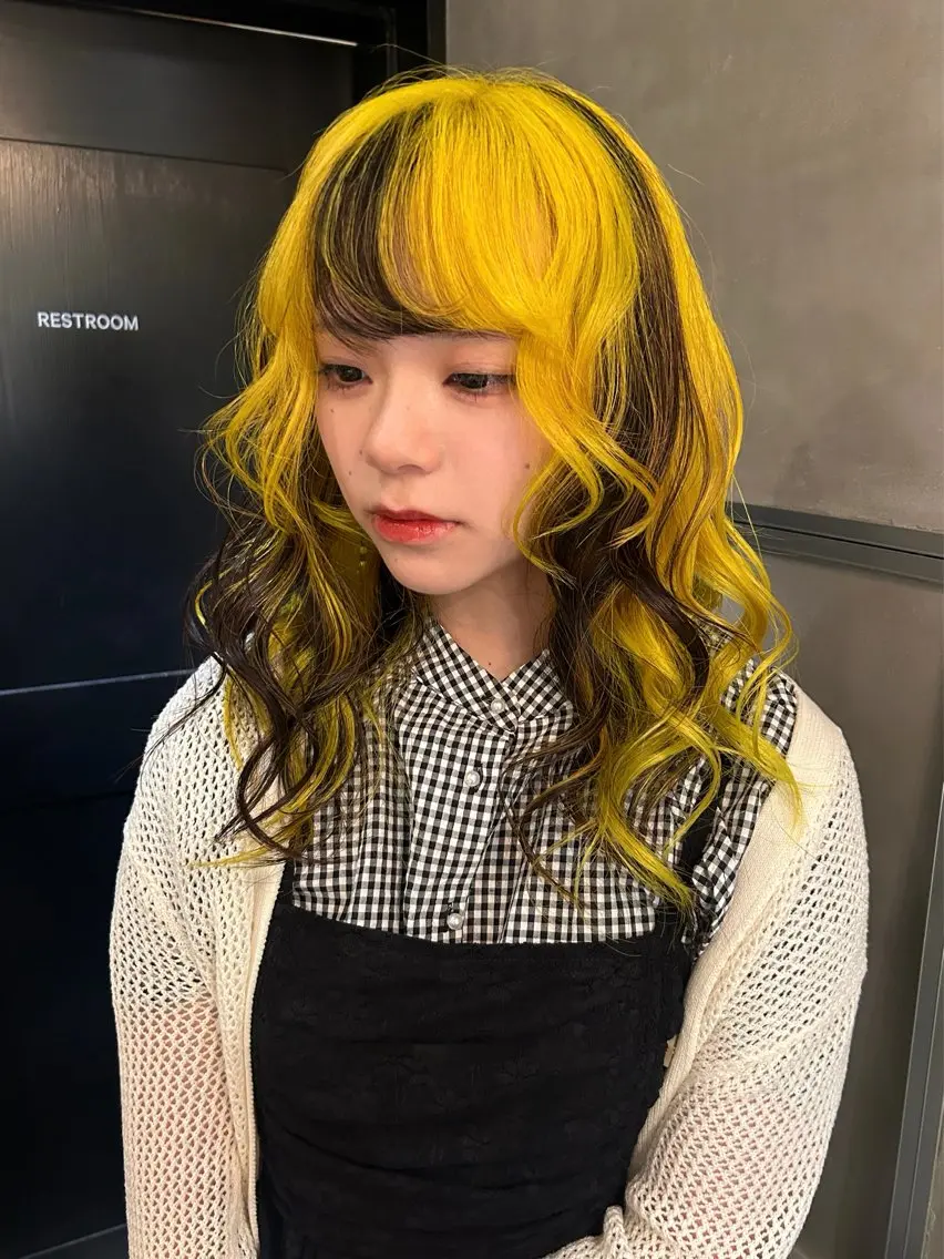 セミロング カラー デザインカラー ヘアカラー トリートメント デザイン/アレンジ ❤︎イシイレイのヘアスタイル