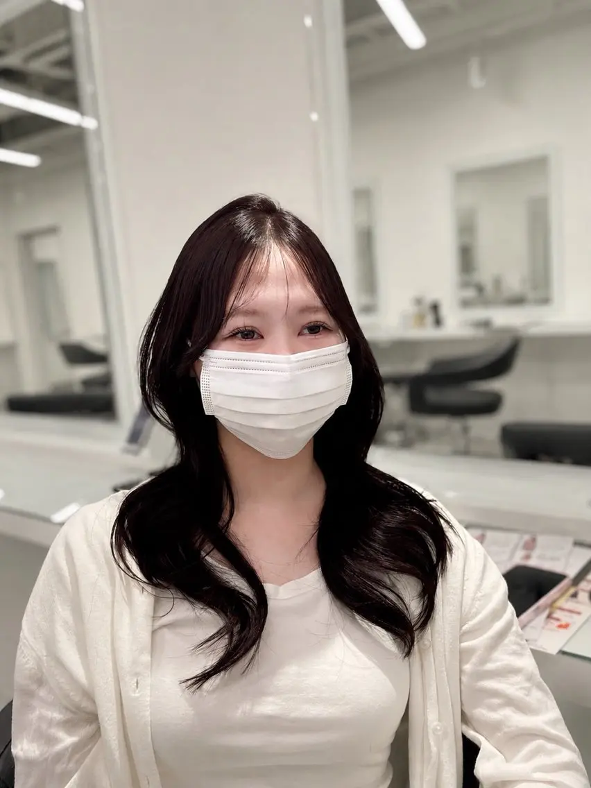 ロング カラー カット ヘアカラー トリートメント ヘッドスパ 艶モテ•韓国スタイル 🤍りんのヘアスタイル