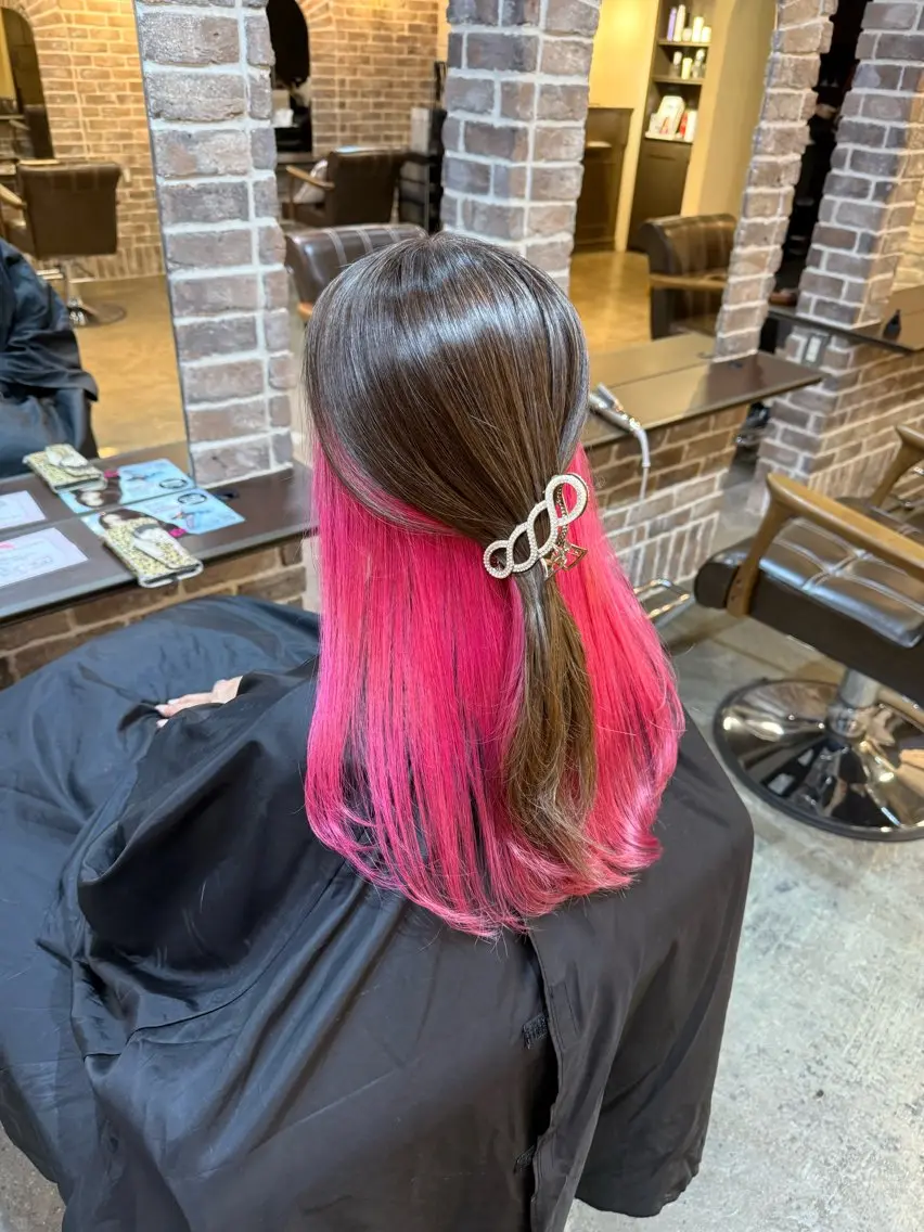 ロング カラー ブリーチ ピンクカラー カット ヘアカラー トリートメント 艶カラー/インナー /グラデ/大西小百合のヘアスタイル