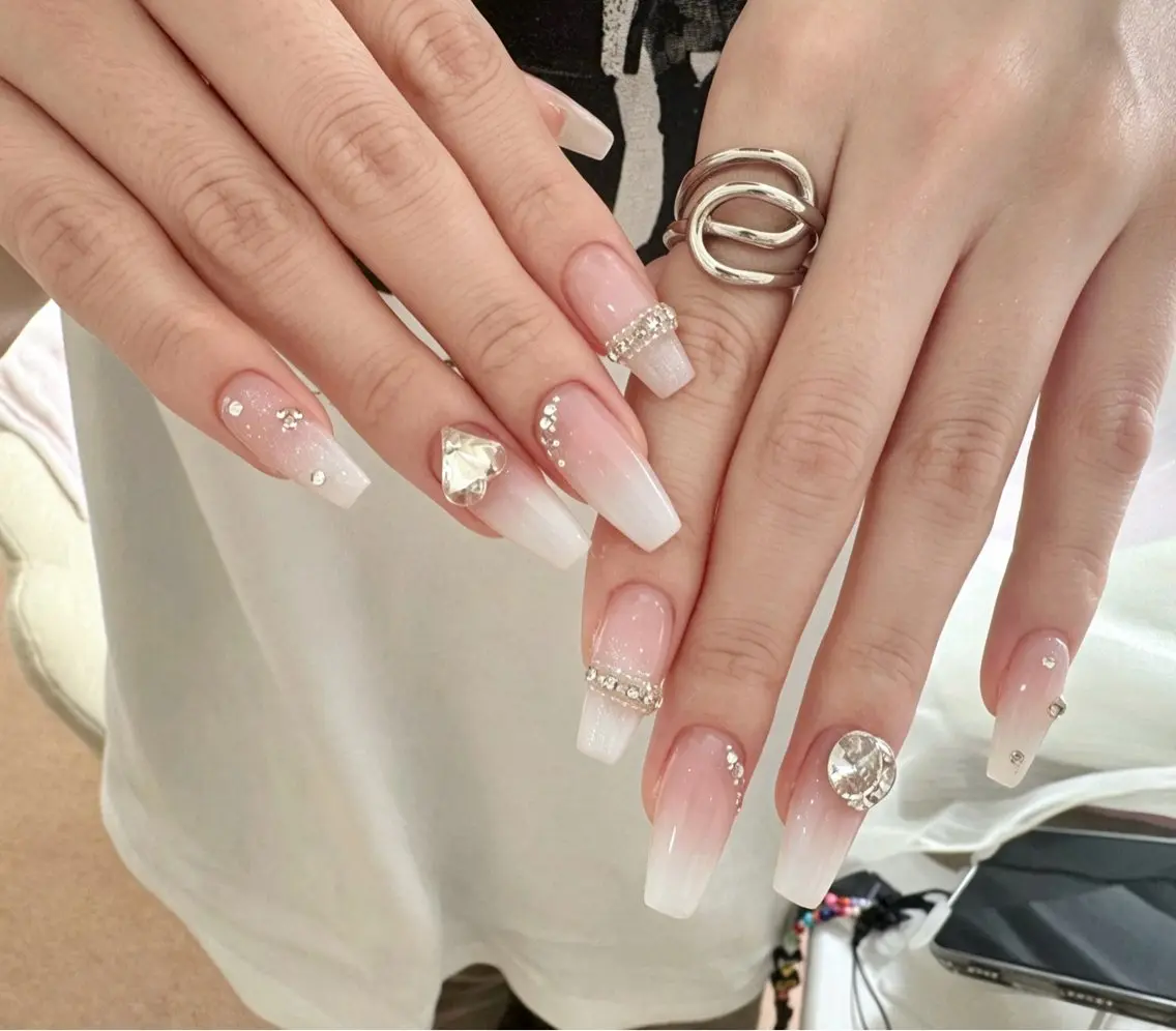 ネイル ハンドネイル ハンドケア ShioriNail (旧:L.nail)のネイルデザイン
