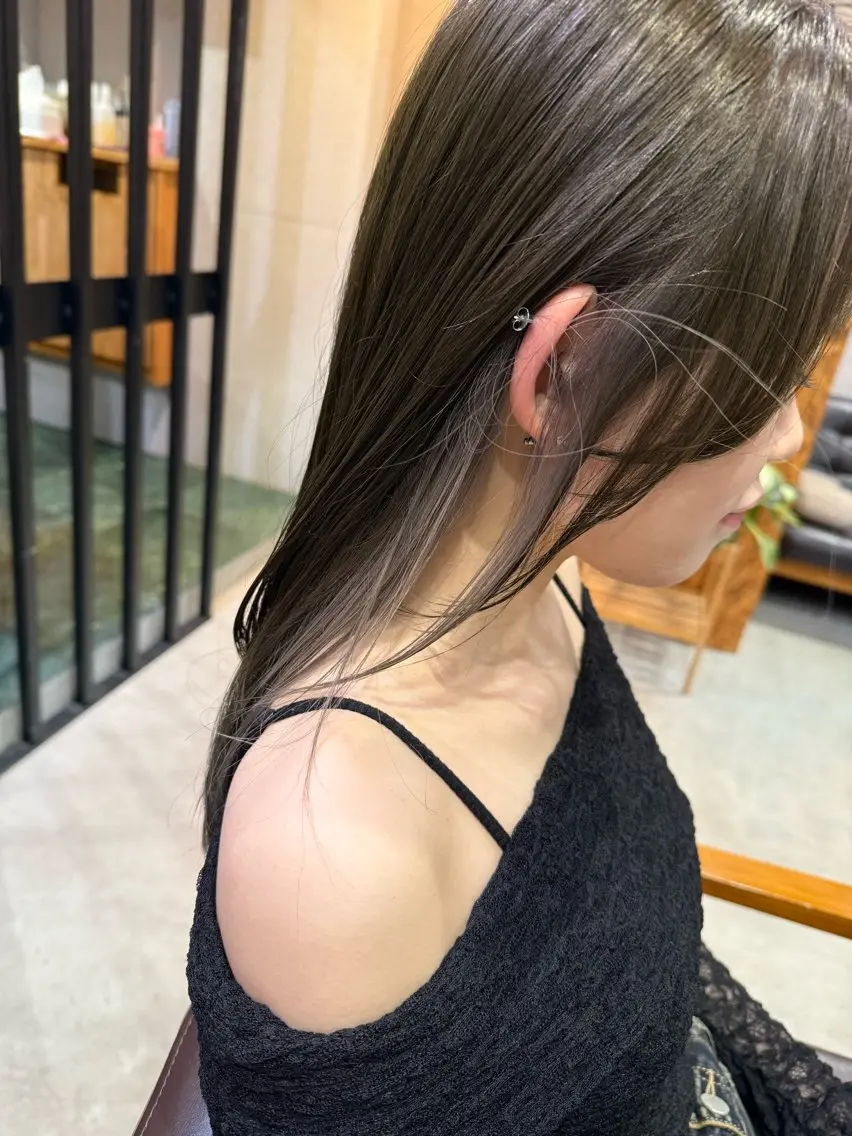 ロング カラー ブリーチ ケアブリーチ インナーカラー 顔周りカット ブリーチ特化 コンテスト優勝サロンのヘアスタイル