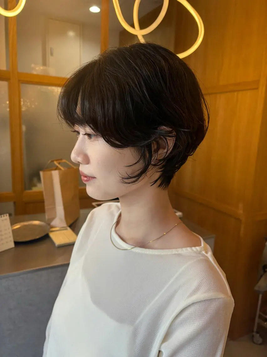 ショート パーマ ショートボブ ボブ ショートヘア three. 牧薗 里央のヘアスタイル