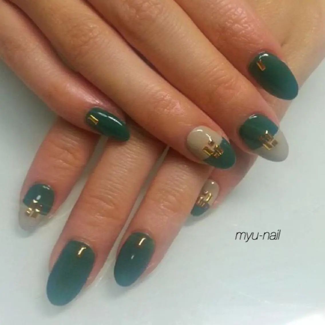 ネイル グリーン シンプルネイル ホームサロン myu-nailのネイルデザイン