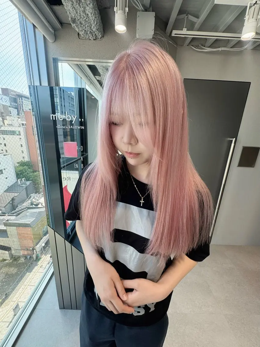 【ホワイトカラー】ケアブリーチ３回➕ダメージレスカラー➕高補修トリートメント🤍の写真