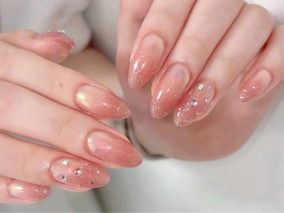 ネイル オーロラネイル チークネイル フットネイル フレンチネイル ジェルネイル ハンドネイル ハンドケア NEW NAIL💞 yukiのネイルデザイン