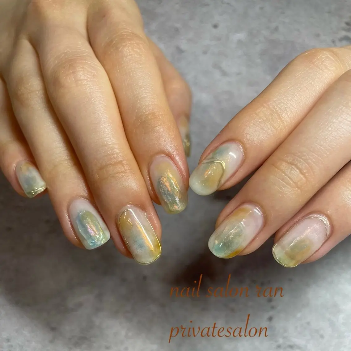 ネイル マグネットネイル 大理石ネイル(マーブル) ニュアンスネイル ハンドネイル ハンドケア nailsalon ranのネイルデザイン