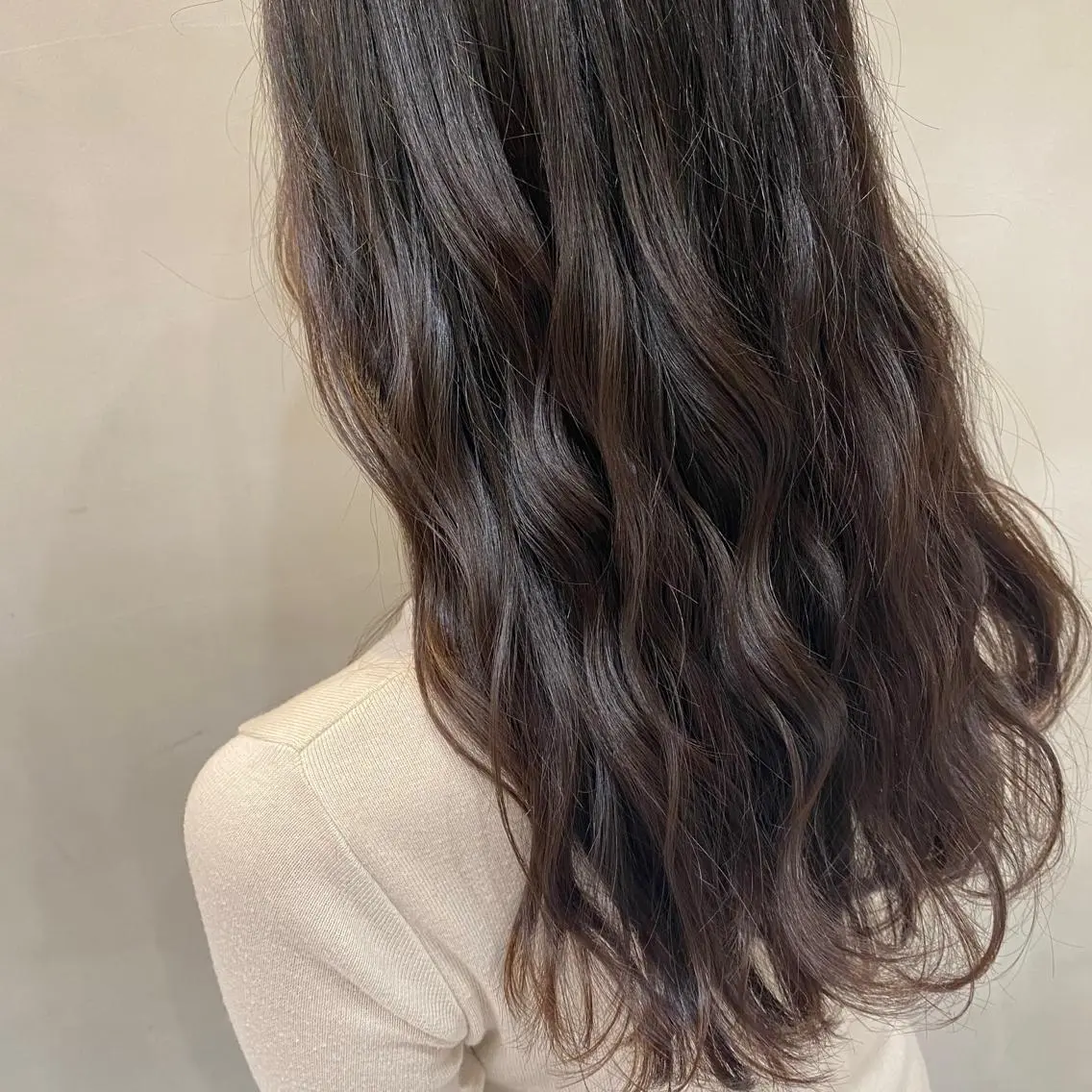 ロング カラー アッシュ . あゆみのヘアスタイル